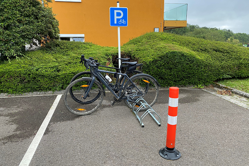 Bicycle stand